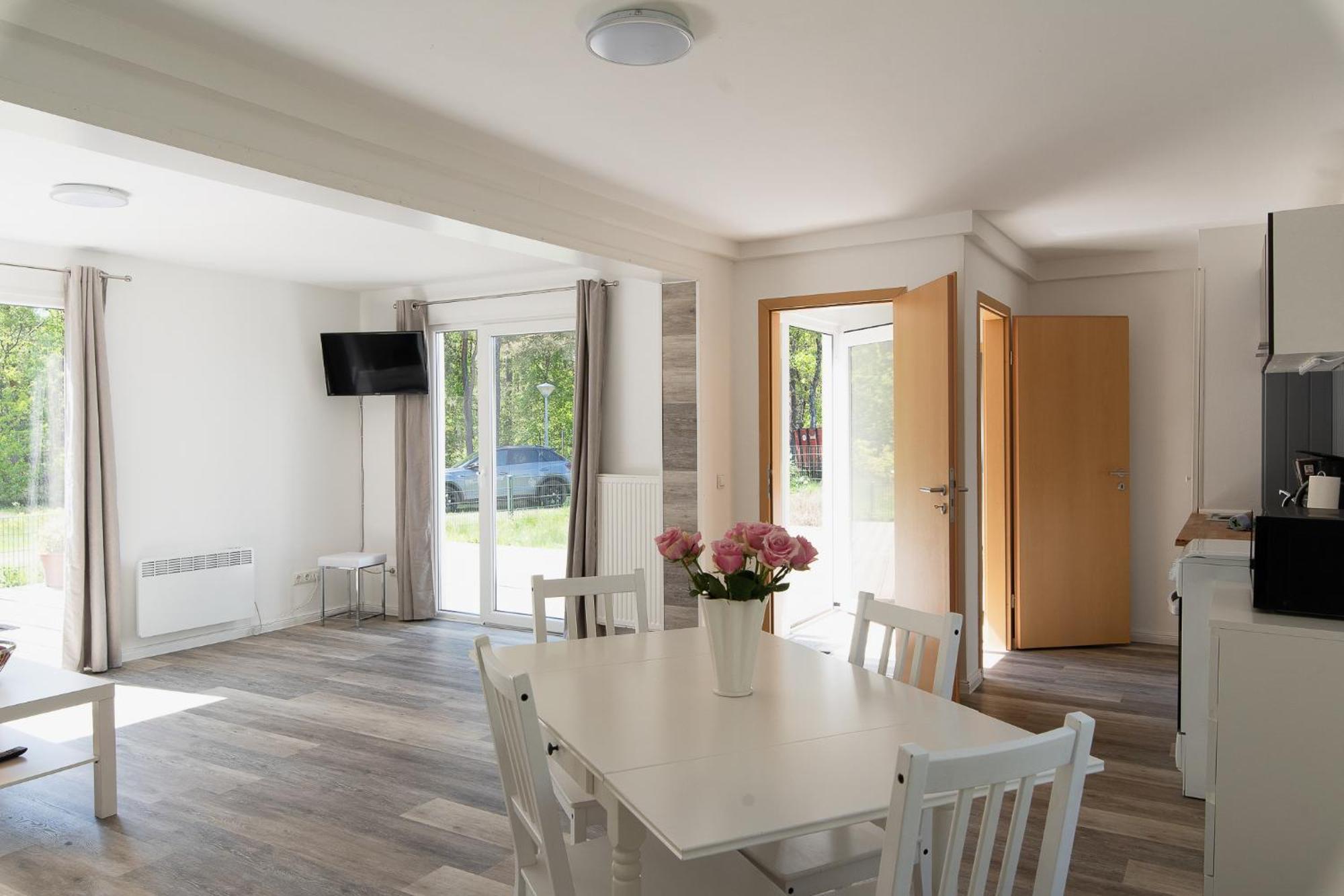 Naturcamping Lueneburger Heide - Chalets & Tiny Haeuser Soltau Exteriér fotografie